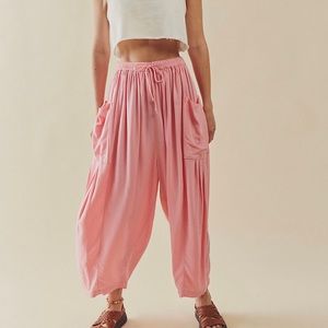 NWT Medium Quinn pants from Free People